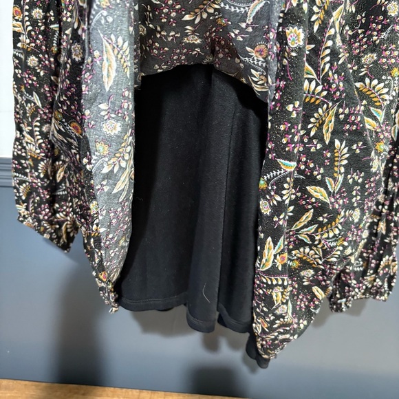 Lane Bryant Lined Floral Peplum Blouse Plus Size - Picture 3 of 11